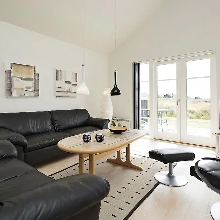 Holiday home Holiday Strandhustvaervej