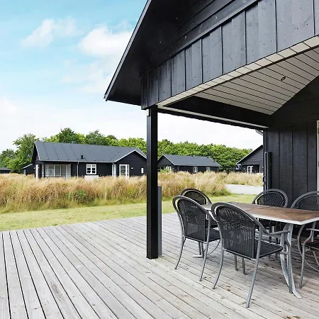 Holiday home Holiday Strandhustvaervej